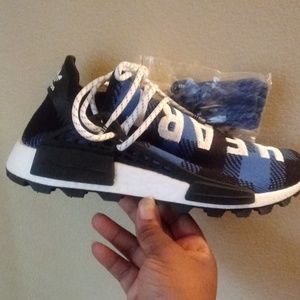 bbc hu nmd
